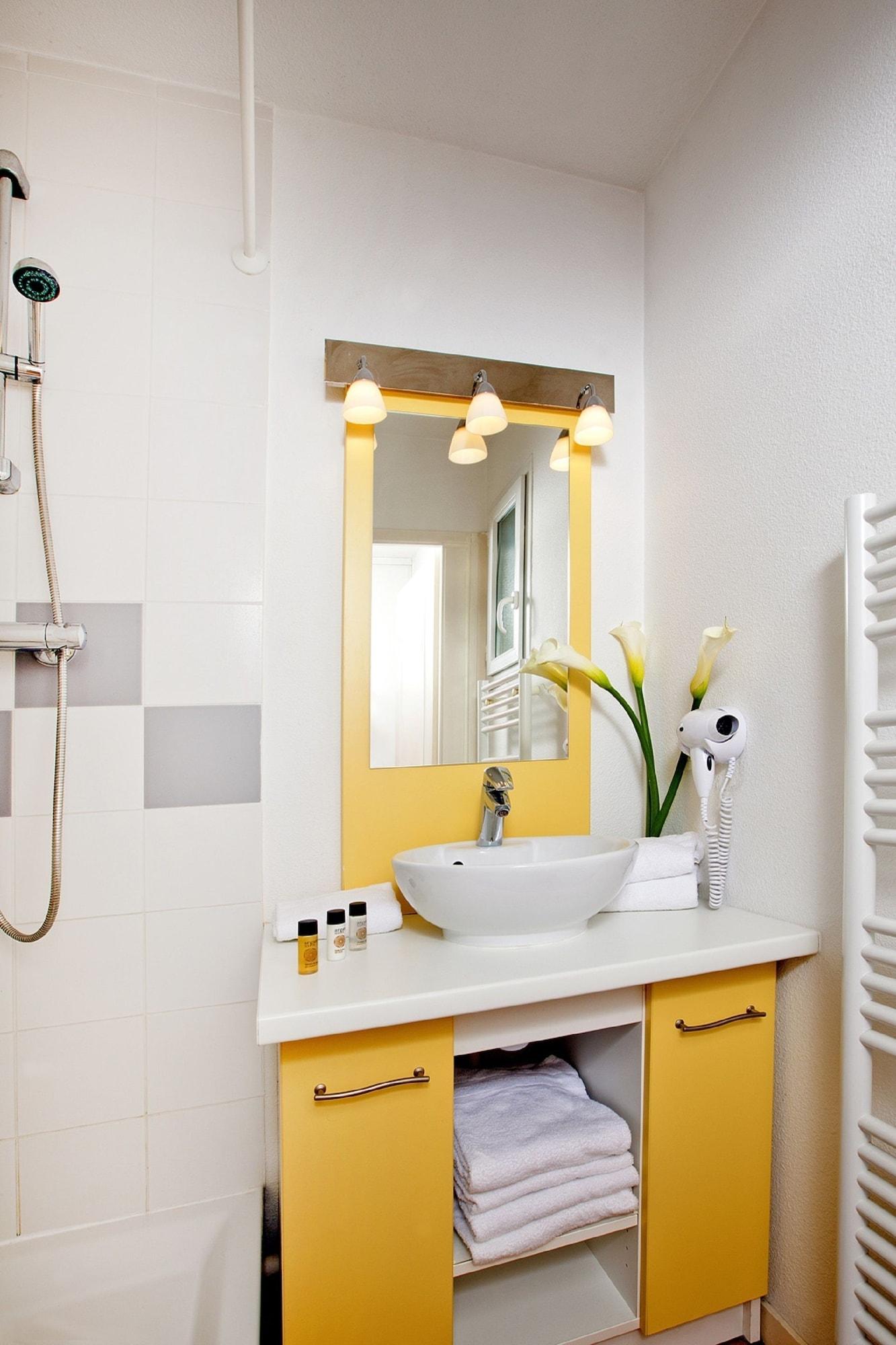 Residhome Geneve Prevessin Le Carre D'Or Екстер'єр фото