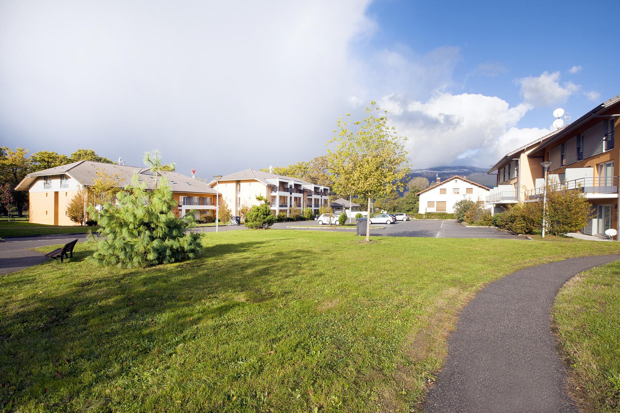 Residhome Geneve Prevessin Le Carre D'Or Екстер'єр фото