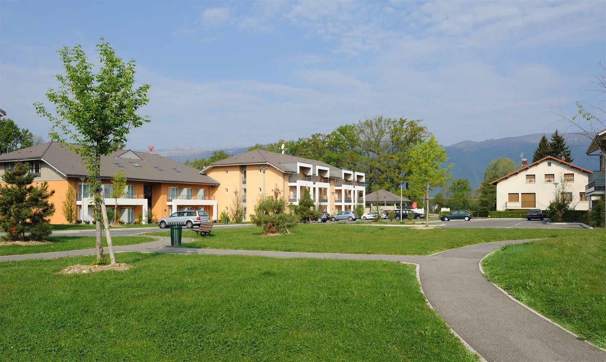 Residhome Geneve Prevessin Le Carre D'Or Екстер'єр фото